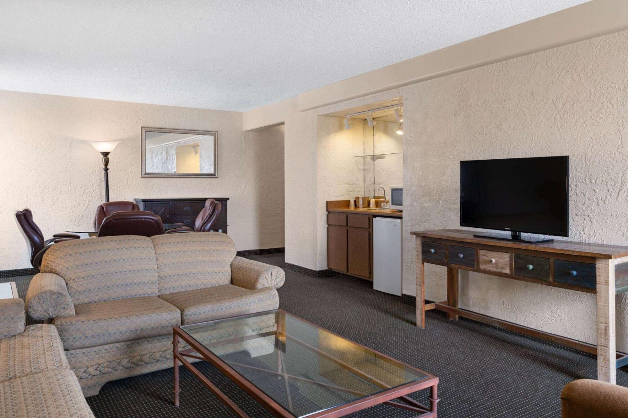 Ramada By Wyndham Tucson Hotell Eksteriør bilde