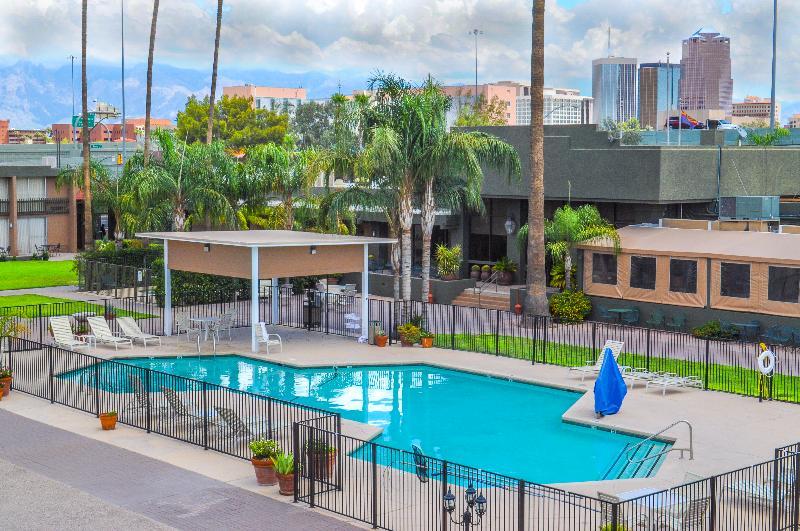 Ramada By Wyndham Tucson Hotell Eksteriør bilde
